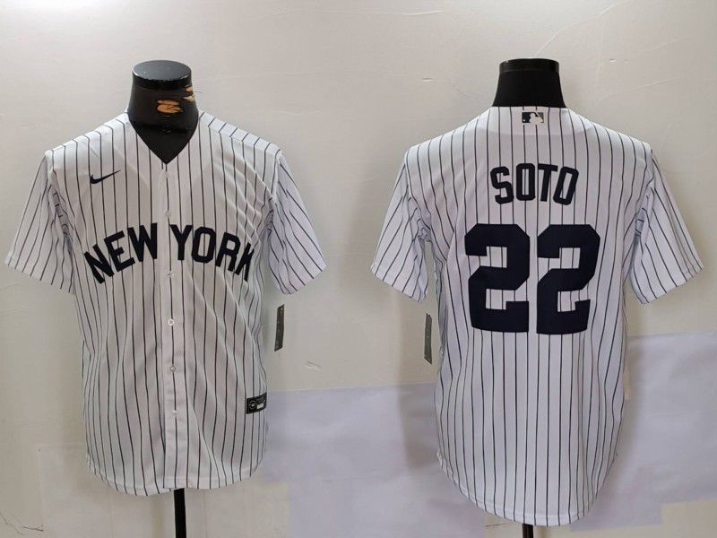 Men's New York Yankees #22 Juan Soto White Cool Base Stitched Baseball Jersey 3