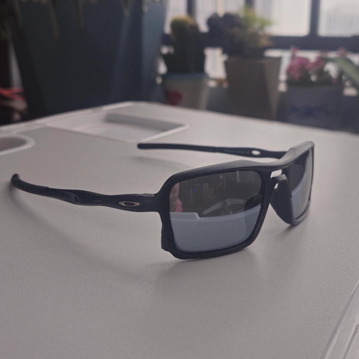 Oakley 9266 Sunglasses (9)