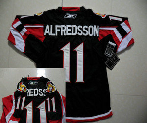 Ottawa Senators 11 Alfredsson black